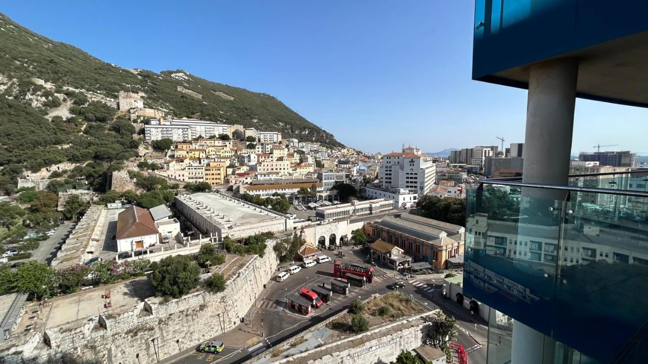 Ocean Village Luxury 2 Bed 2 Bath Apartment - Amazing Views - Pools And Jacuzzis Gibraltar Eksteriør billede
