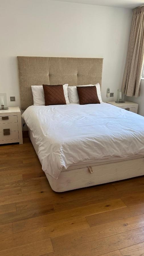 Ocean Village Luxury 2 Bed 2 Bath Apartment - Amazing Views - Pools And Jacuzzis Gibraltar Eksteriør billede