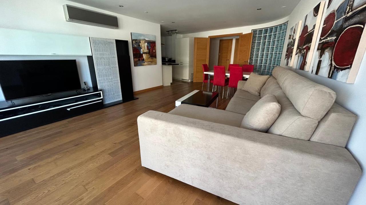 Ocean Village Luxury 2 Bed 2 Bath Apartment - Amazing Views - Pools And Jacuzzis Gibraltar Eksteriør billede