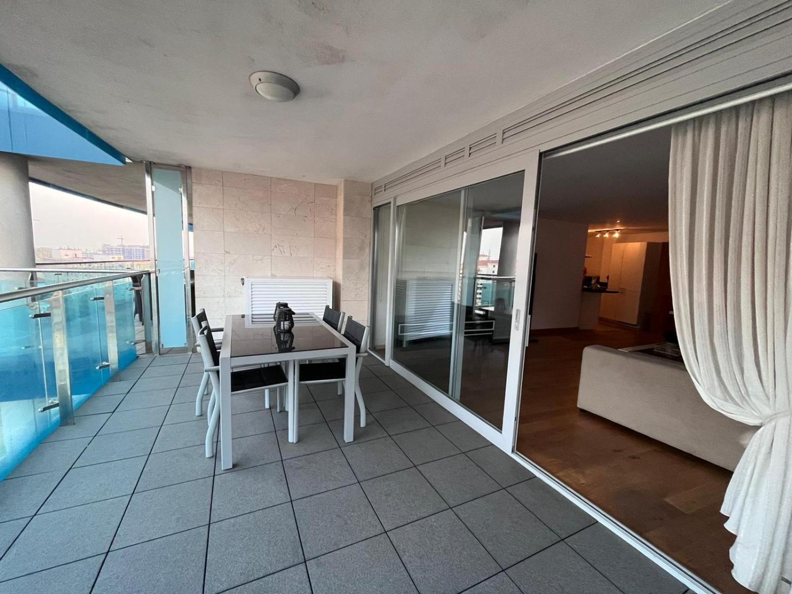 Ocean Village Luxury 2 Bed 2 Bath Apartment - Amazing Views - Pools And Jacuzzis Gibraltar Eksteriør billede