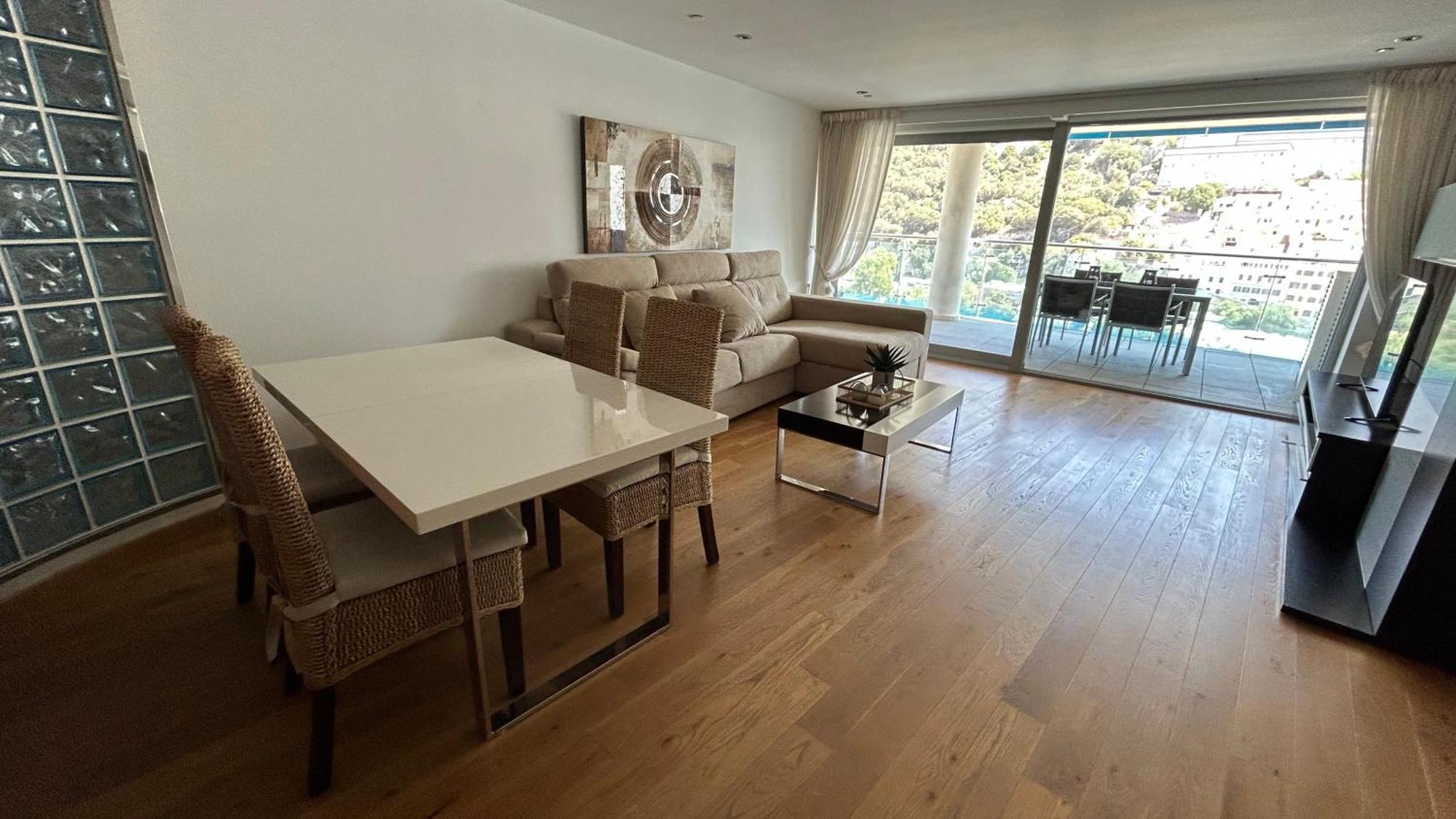 Ocean Village Luxury 2 Bed 2 Bath Apartment - Amazing Views - Pools And Jacuzzis Gibraltar Eksteriør billede